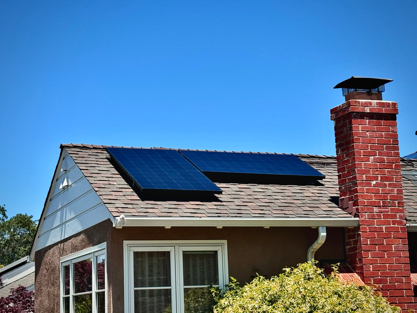 Bay Area solar panel cleaning